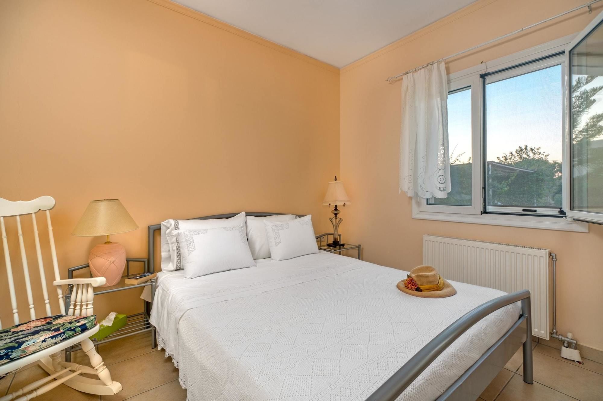 Maria'S Seaside Villa - House With 3 Rooms In Marathon, With Wonderful Экстерьер фото